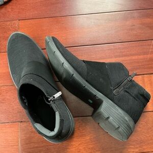 Bzees Women's Black Zip Ankle Booties